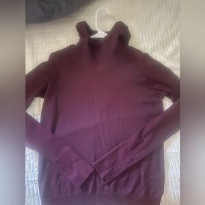 Lululemon Keep the Heat Long Sleeve Thermal in Dark Adobe/Plum size 8